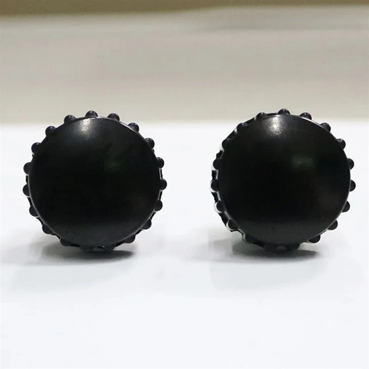 bakelite screw.4