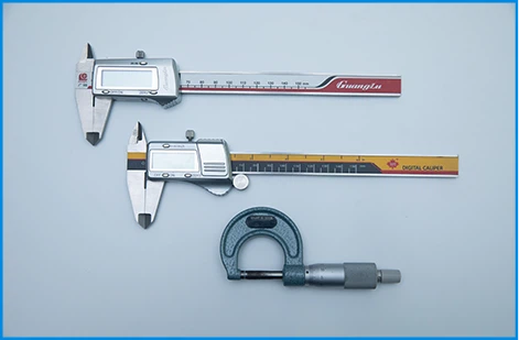 1 Clipers Micrometer 1 Clipers Micrometer